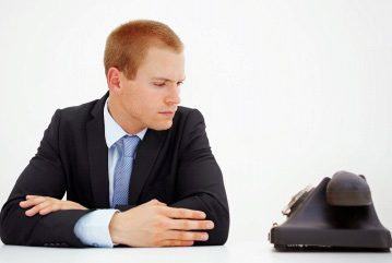 Long wait - etiquette tips and advice for returning calls